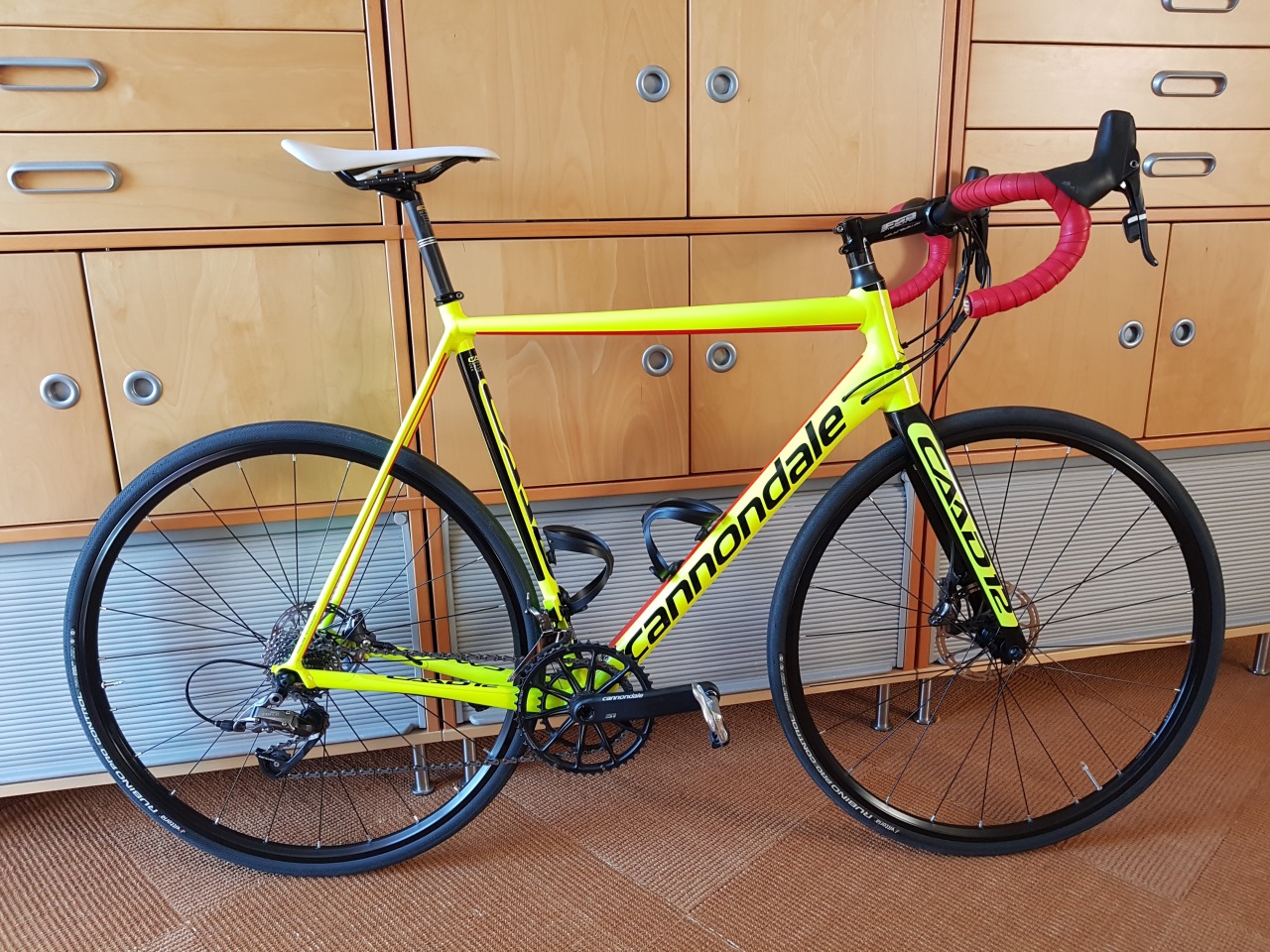Cannondale CAAD 12 Force Disc / 2017
