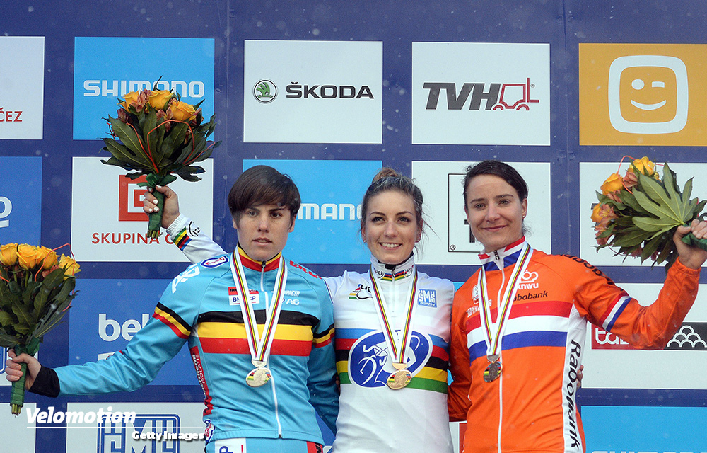 Frauen_podium