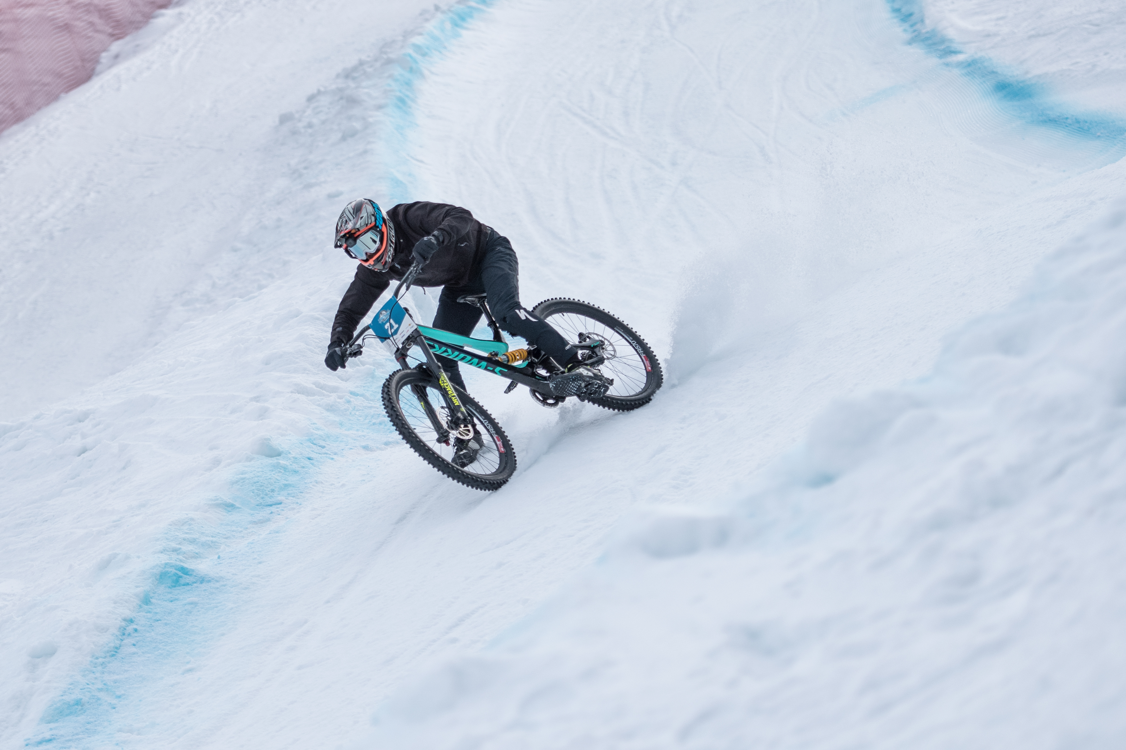 Tom Rieger beim Ride Hard on Snow Lienz