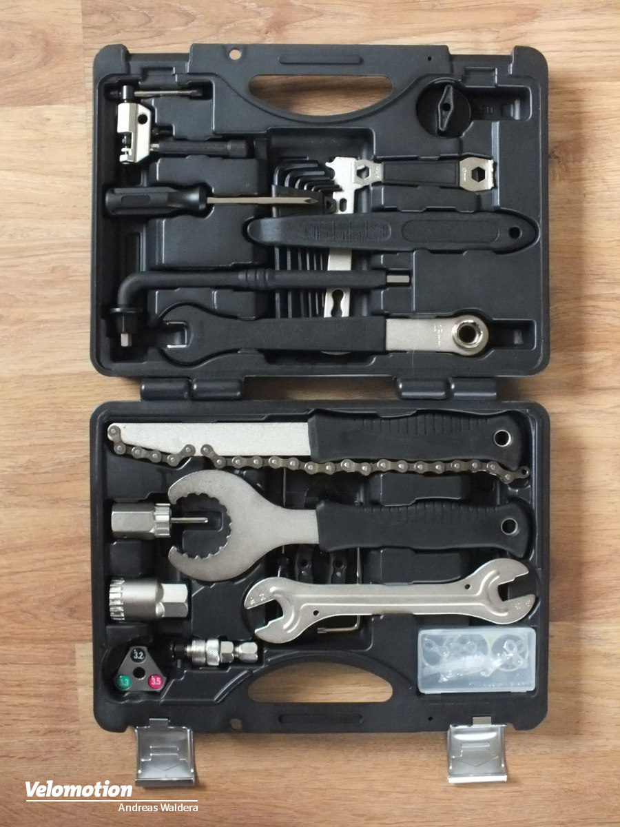 Kompaktes Fahrrad-Werkzeug-Set zum kleinen Preis: Katana Tools TC-2 Werkzeugkoffer