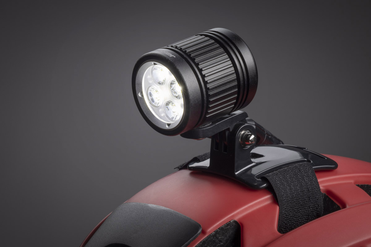 Helmlampe im Test: Fischer Lumoz H1600 – die Günstige - Velomotion | Stirnlampen